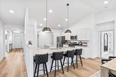 Main picture of 2782 High Cedars Ln