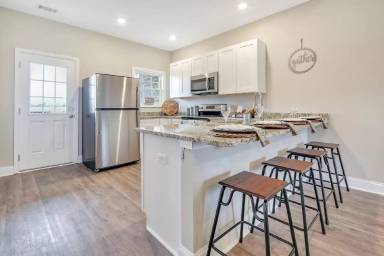 Main picture of Waybill Circle