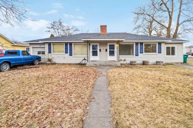 Main picture of 3304 N Hutchinson Rd