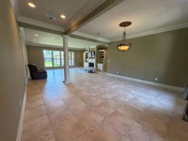 Main picture of 1073 Waters Edge Cir
