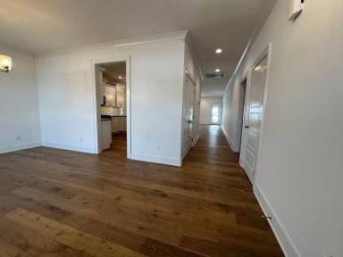 Main picture of 220 Princeton Gdns