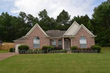 Main picture of 10151 Woodland Hills Dr