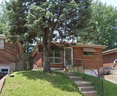 Main picture of 338 Hurck St