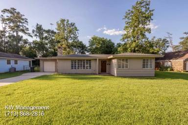 Main picture of 2420 Louisiana St