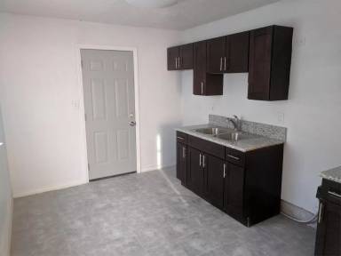 Main picture of 960 Miller Ave