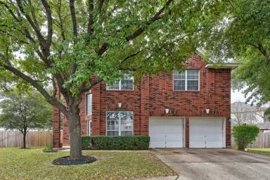Main picture of 1713 Rosenborough Ln S