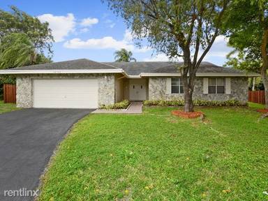 Main picture of 4462 NW 113th Ln