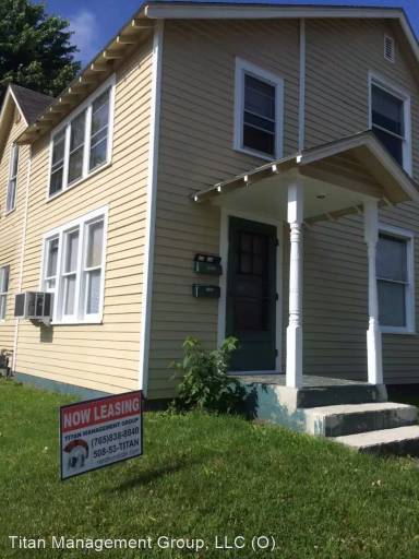 Main picture of 1713 Greenbush St