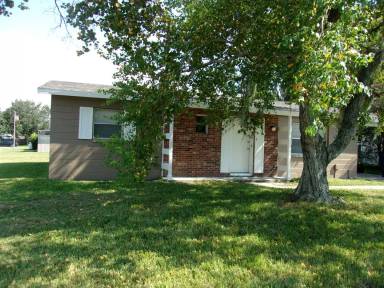 Main picture of 4258 Deltona Blvd