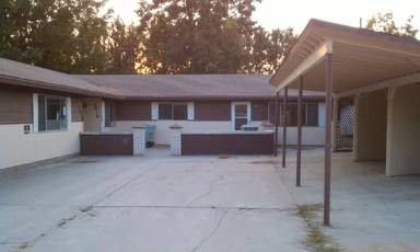 Main picture of 2816 Iowa Ave