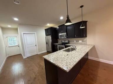Main picture of 634 Cooper Sq