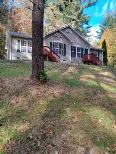 Main picture of 123 Whitaker Rd