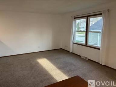 Main picture of 615 16th Ave
