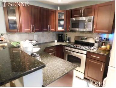 Main picture of 12 Fiske Ave