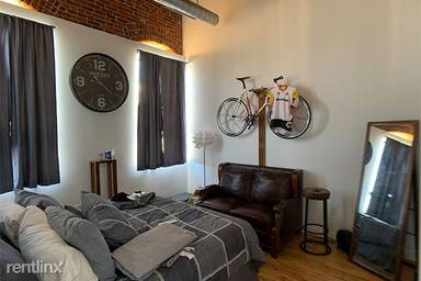 Main picture of 76 Lafayette  St