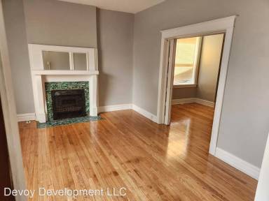 Main picture of 4463 Morganford Rd