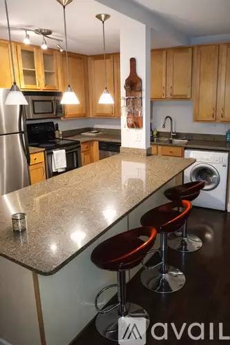 Main picture of Congress West Apartments