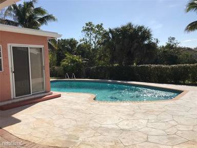 Main picture of 4019 NW 76th Ave