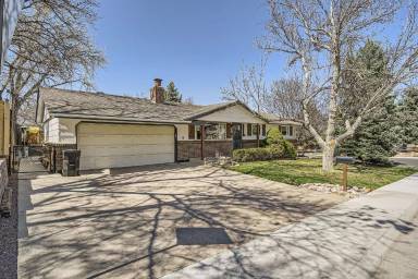Main picture of 7995 Flower St