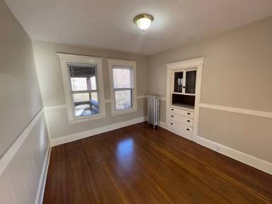 Main picture of 130 Valley View Ave