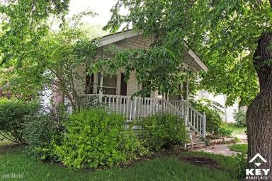 Main picture of 3702 E Central Ave