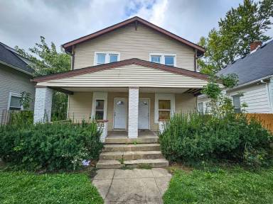 Main picture of 3638 N Linwood Ave