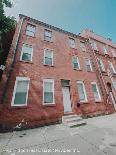 Main picture of 90 S 22nd St