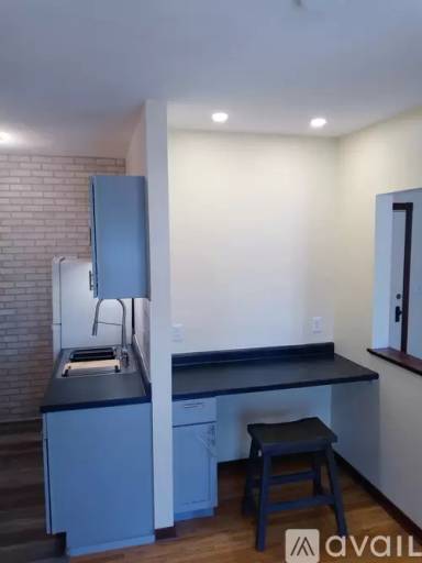 Main picture of 2733 Girard Ave S