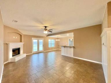 Main picture of 507 W Little Dipper