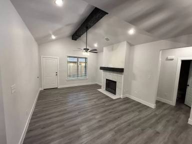 Main picture of 5918 Viola Ave
