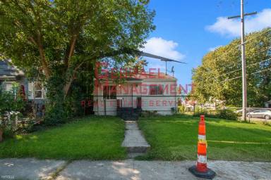 Main picture of 952 Salisbury Ave