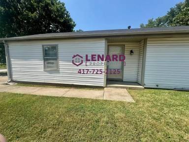 Main picture of 1123 W Sunset St