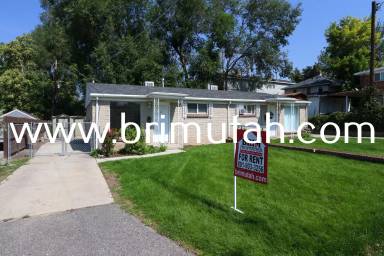 Main picture of 1027 E Atkin Ave