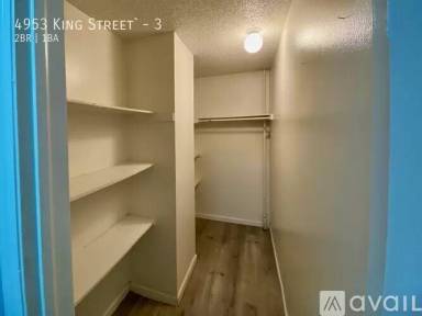 Main picture of 4953 King St