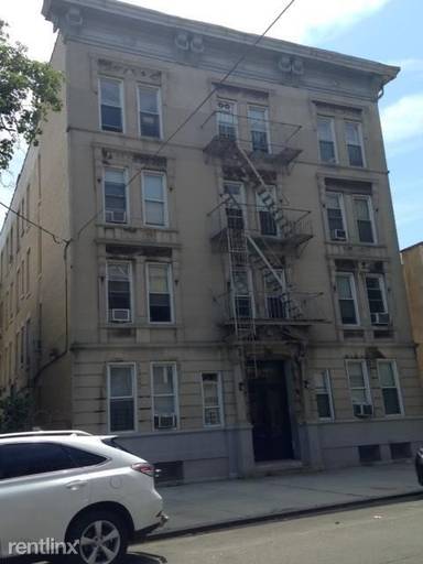 Main picture of 3521 149th St