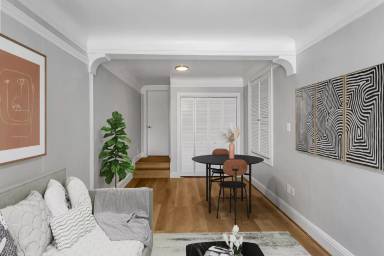 Main picture of 267-273 Green St