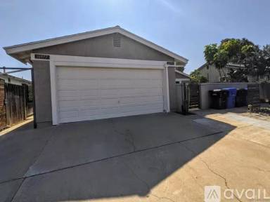 Main picture of 10975 Bali Ln