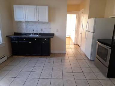 Main picture of 35 Union Ave