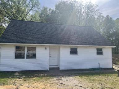 Main picture of 44 Gilbert Ave