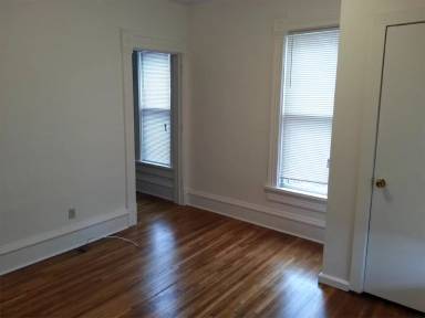 Main picture of Iowa St 1221 - 2