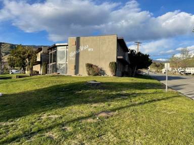 Main picture of 4744 N Sierra Way