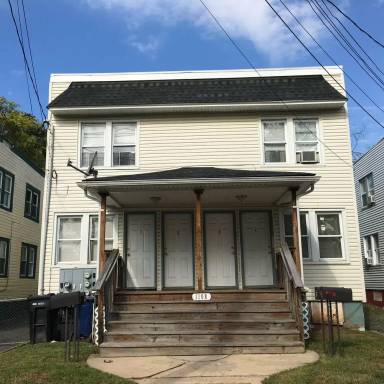 Main picture of 1108 W 3rd St