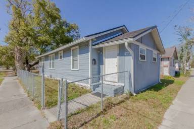 Main picture of 1502 Fairfax St