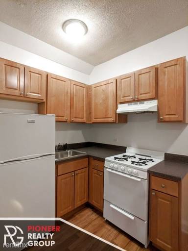 Main picture of 1742 N Humboldt Blvd