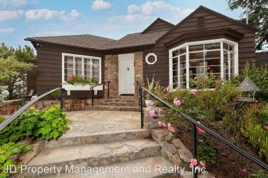 Main picture of 9500 Ridgecrest Dr