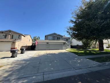 Main picture of 3226 N Mendonca St