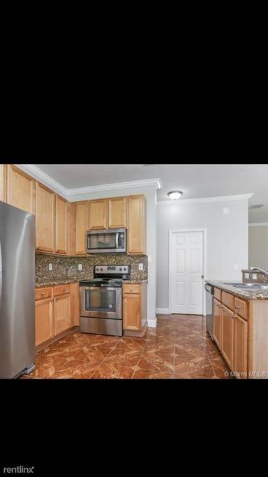 Main picture of 6509 Spring Meadow Dr