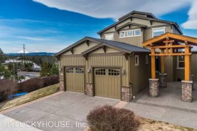 Main picture of 961 SW Vantage Point Way