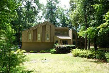Main picture of 5273 Amhurst Dr