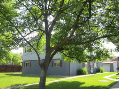 Main picture of 1028 Longstaff St